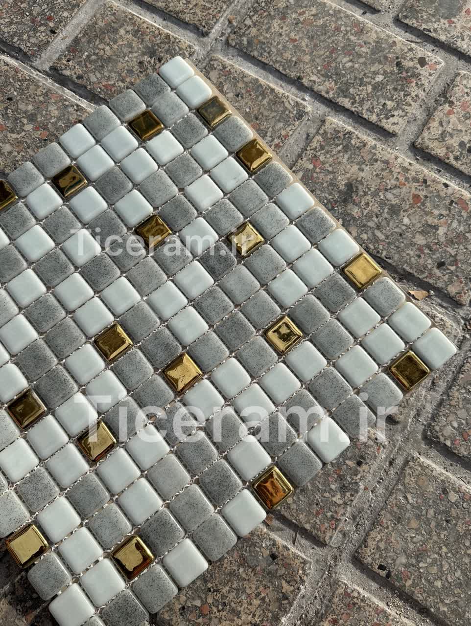 سرامیک استخری طلایی پشت توری