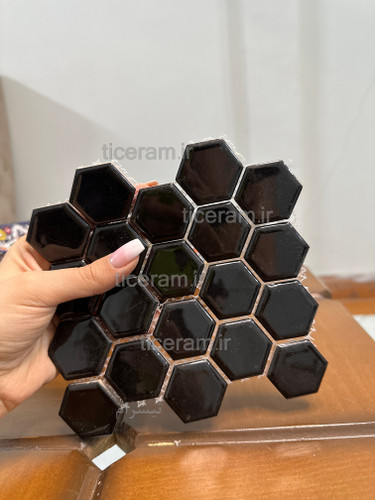 سرامیک استخر سیاه شش ضلعی