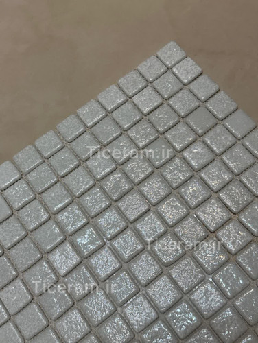 کاش سفید شیشه ای استخری