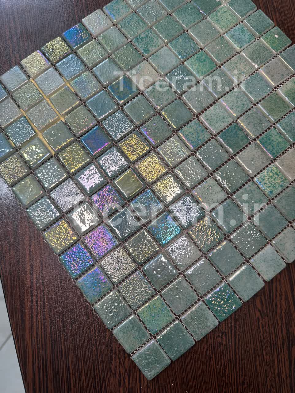 کاشی شیشه ای سبز استخری سرا