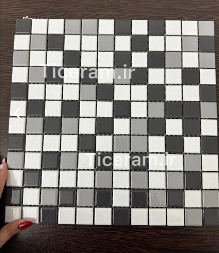 سرامیک طوسی پشت توری استخر سرام آرا