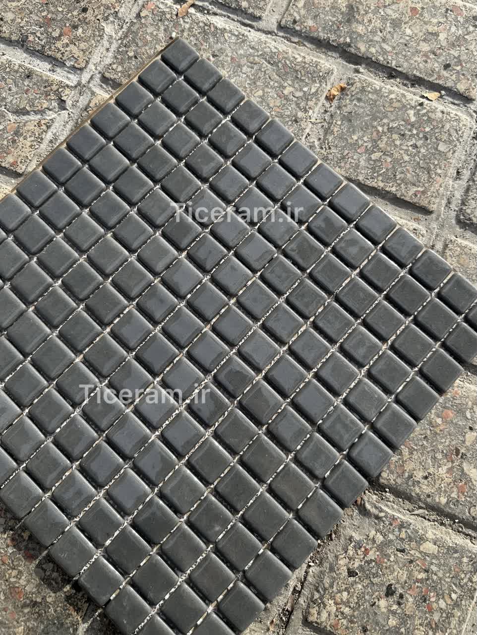 سرامیک طوسی استخری شیشه ای