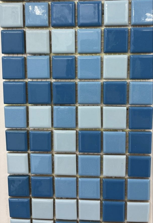 سرامیک آبی پشت توری گلدیس