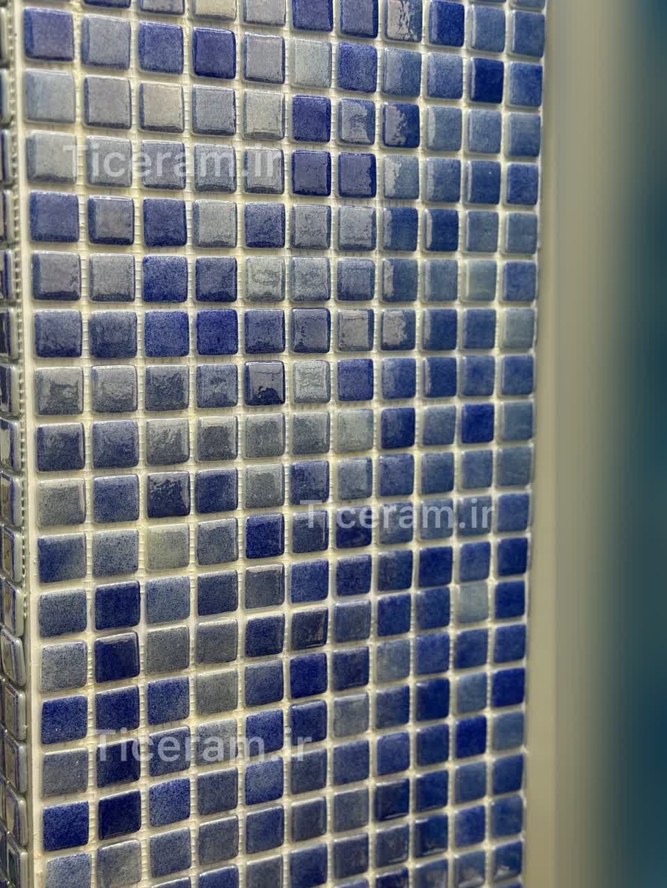 سرامیک آبی لوستری براق شیشه پارلاک استخری