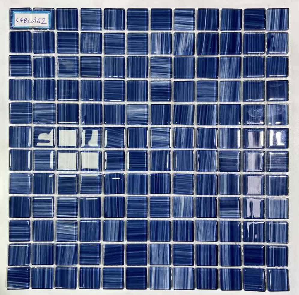 کاشی آبی شیشه ای استخری روکارنو گواشی