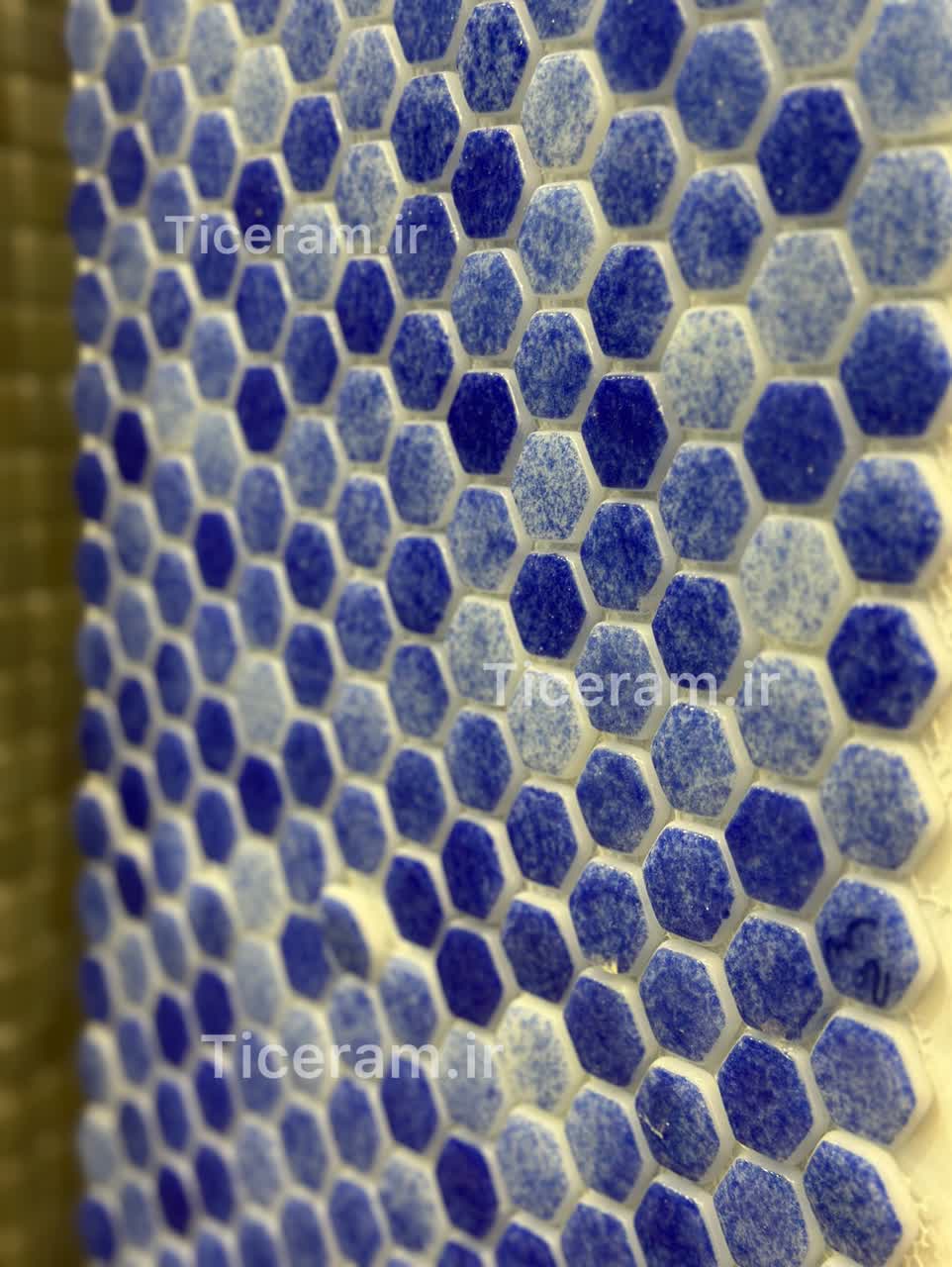 کاشی سورمه ای استخری شش ضلعی