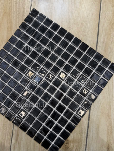 کاشی پشت تور مشکی استخری شیشه ای